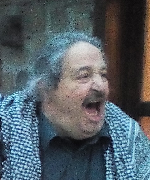 Pomigliano d’Arco Morto Marcello Colasurdo voce storica del G. O. E’ Zezi. (Scritto da Antonio Castaldo)
